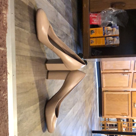 Life Stride Velocity with Memory Foam - Picture 1 of 8